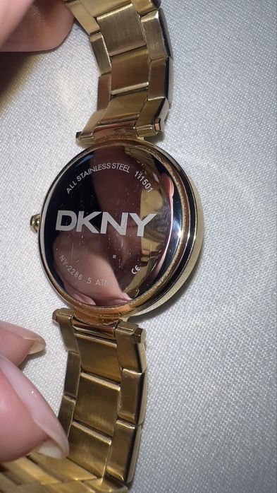 Ceas auriu DKNY