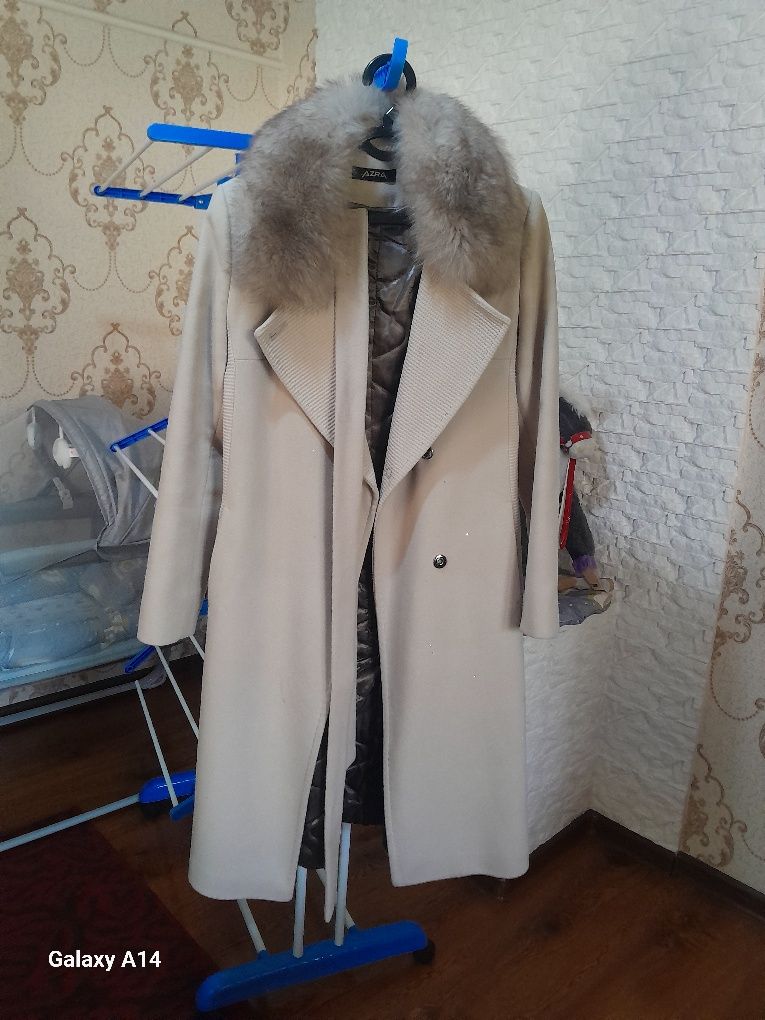 Zamonaviy palto sifati alo
