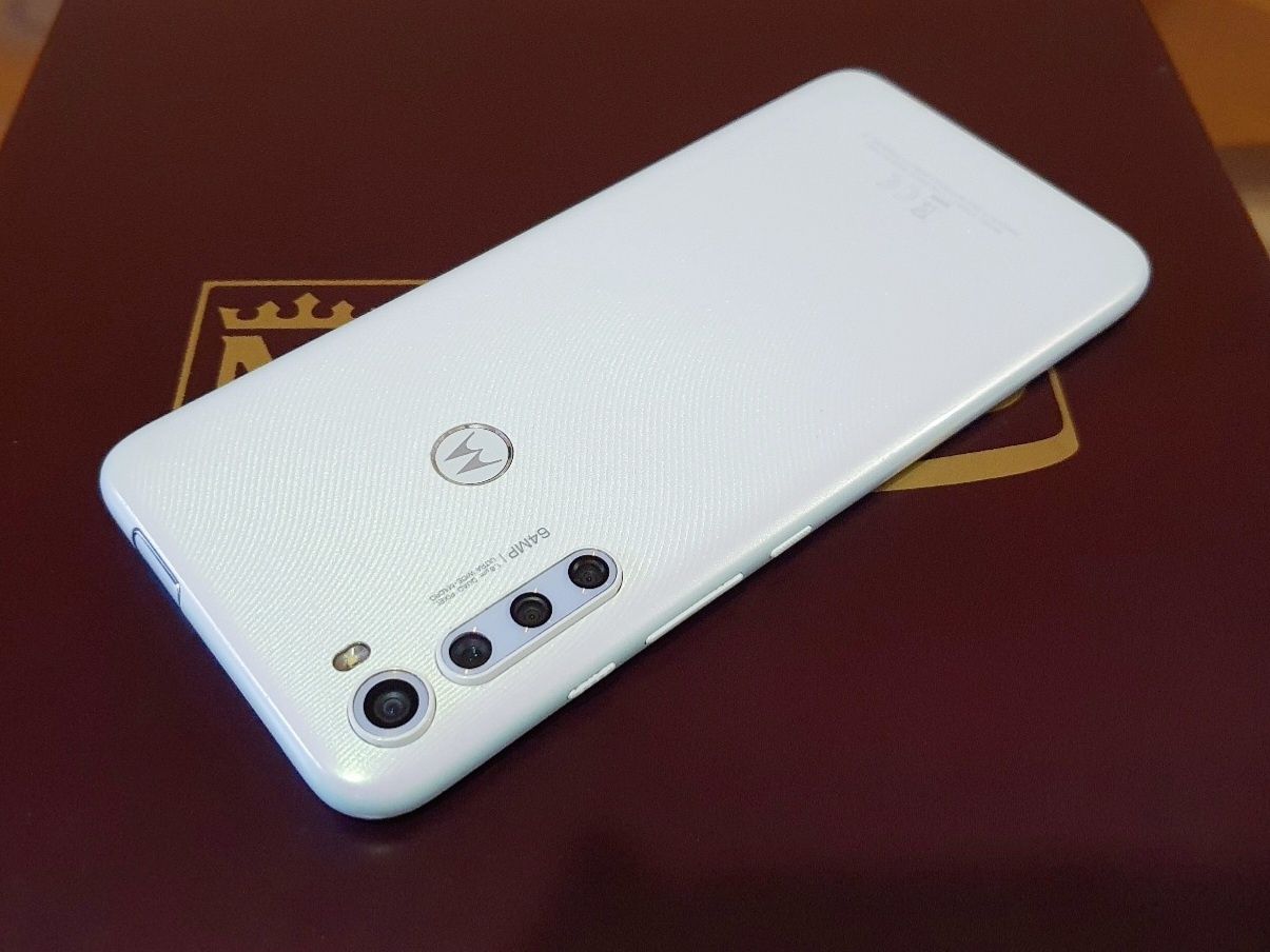 Motorola One Fusion Plus - "6.5" / 128 GB / 6 RAM / 64 MP / 5000 Mah !