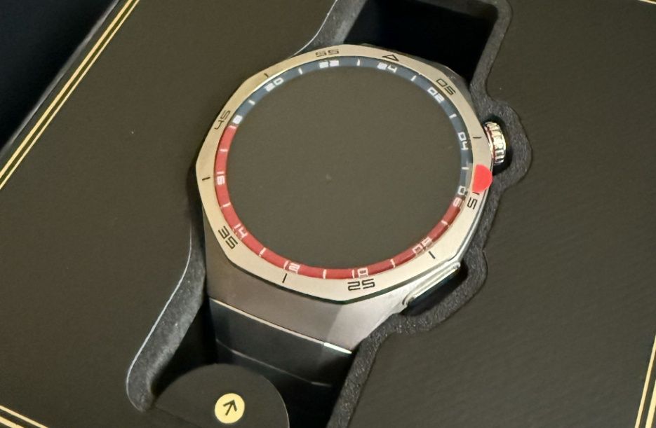 Huawei watch gt 5 pro titanium пълен комплект със гаранция