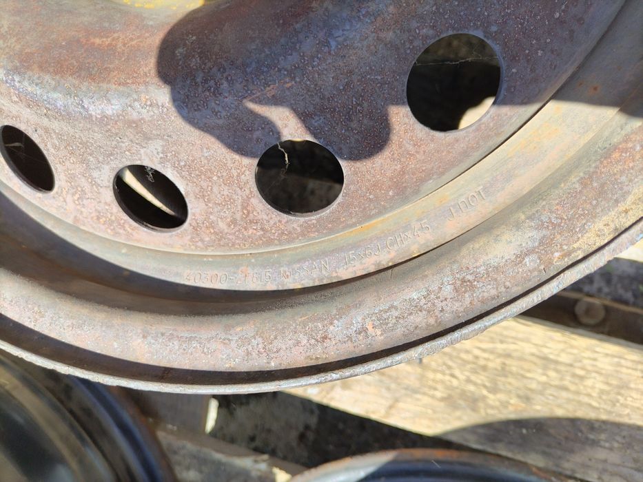 15 цола 4 х 114,3 мм Нисан