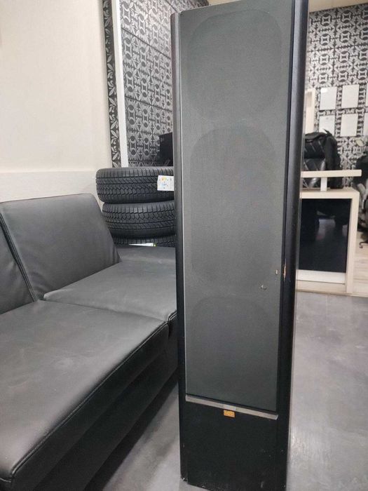 Колона без говорители - височина 120 см / ширина 35 см