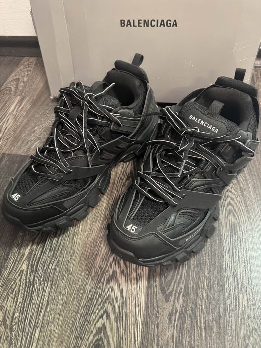 Balenciaga Track 45