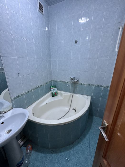 Феруза Продается квартира 2/4/4 балкон 1.5х6 Можно Под Ипотеку