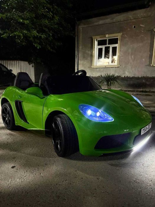 Детский электромобиль : "Porsche Cayman" из первых рук