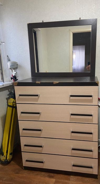 Комод Айнасымен сатылады бағасы 7мың тг