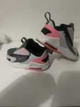 Vand adidasi nike 23,5