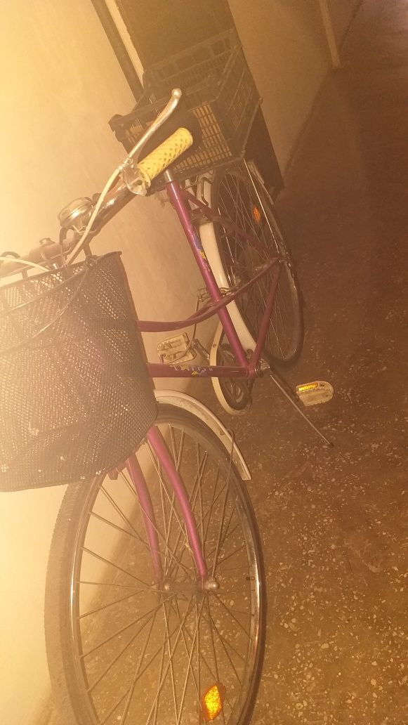 Vand bicicleta cursiera de dama