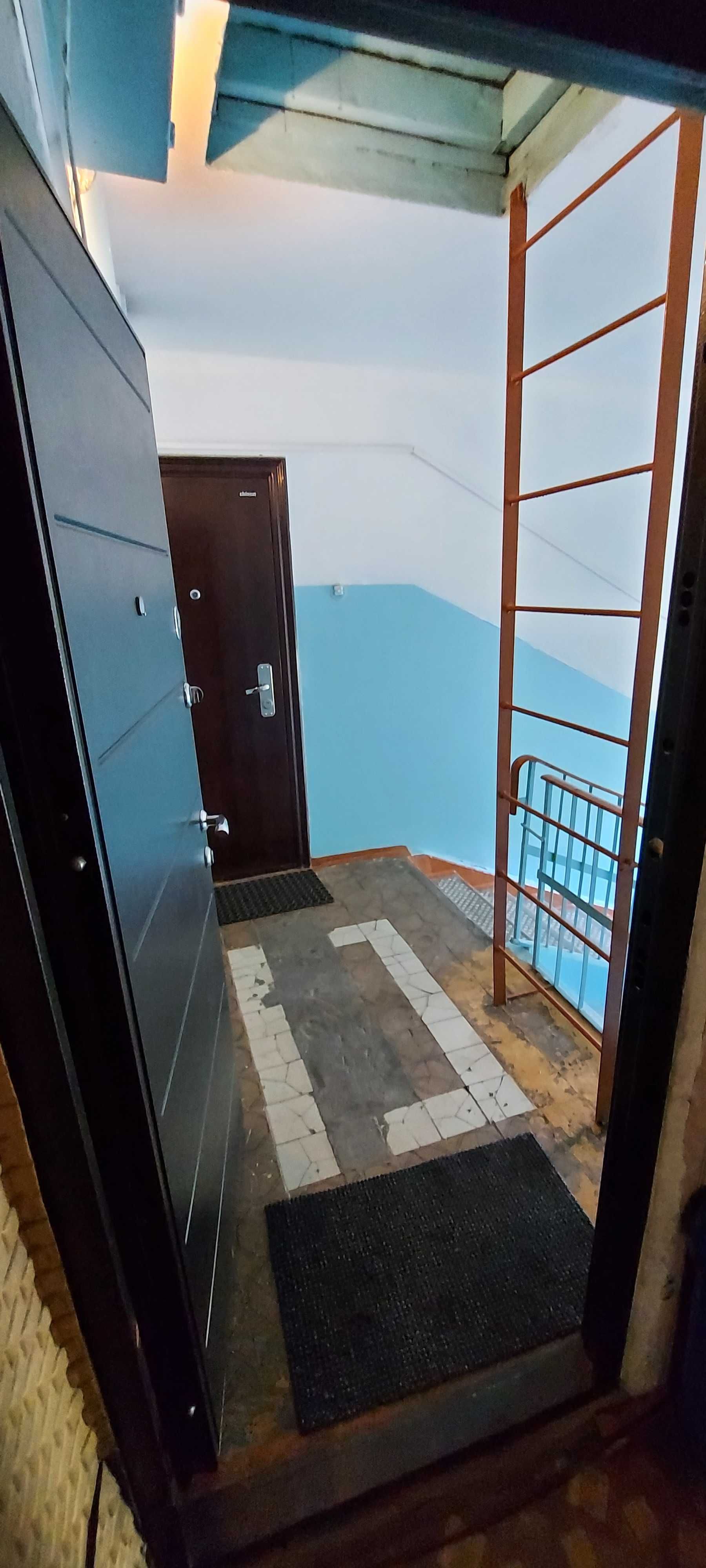 продам 4-ёх комнатную квартиру, Алматы,Аксай-3а