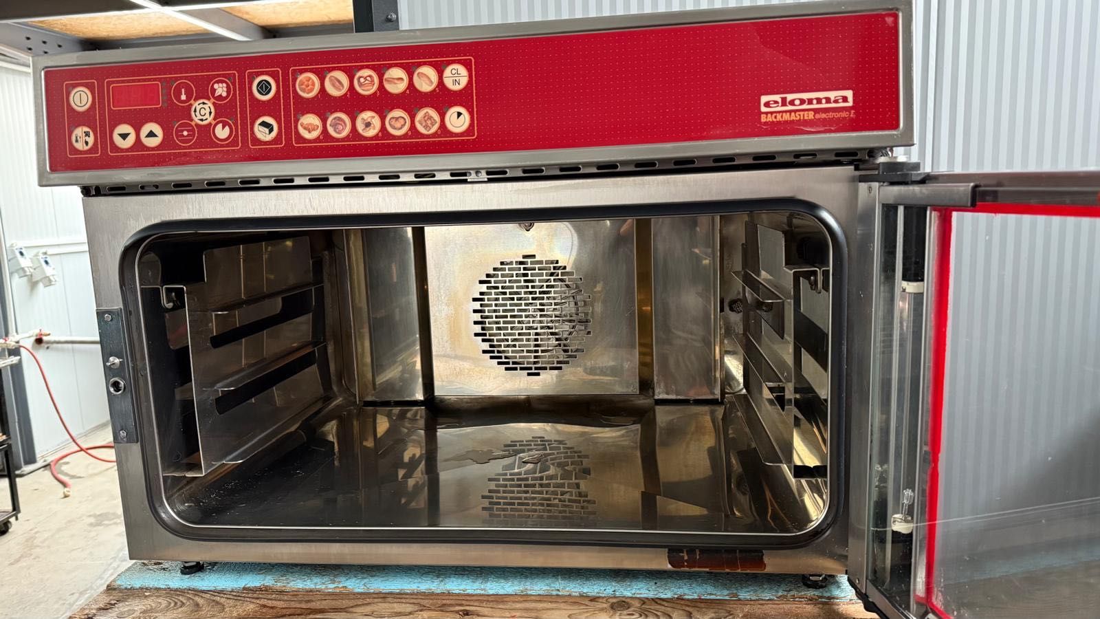 Cuptor patiserie gastronomie Eloma germania 3 tavi 600x400