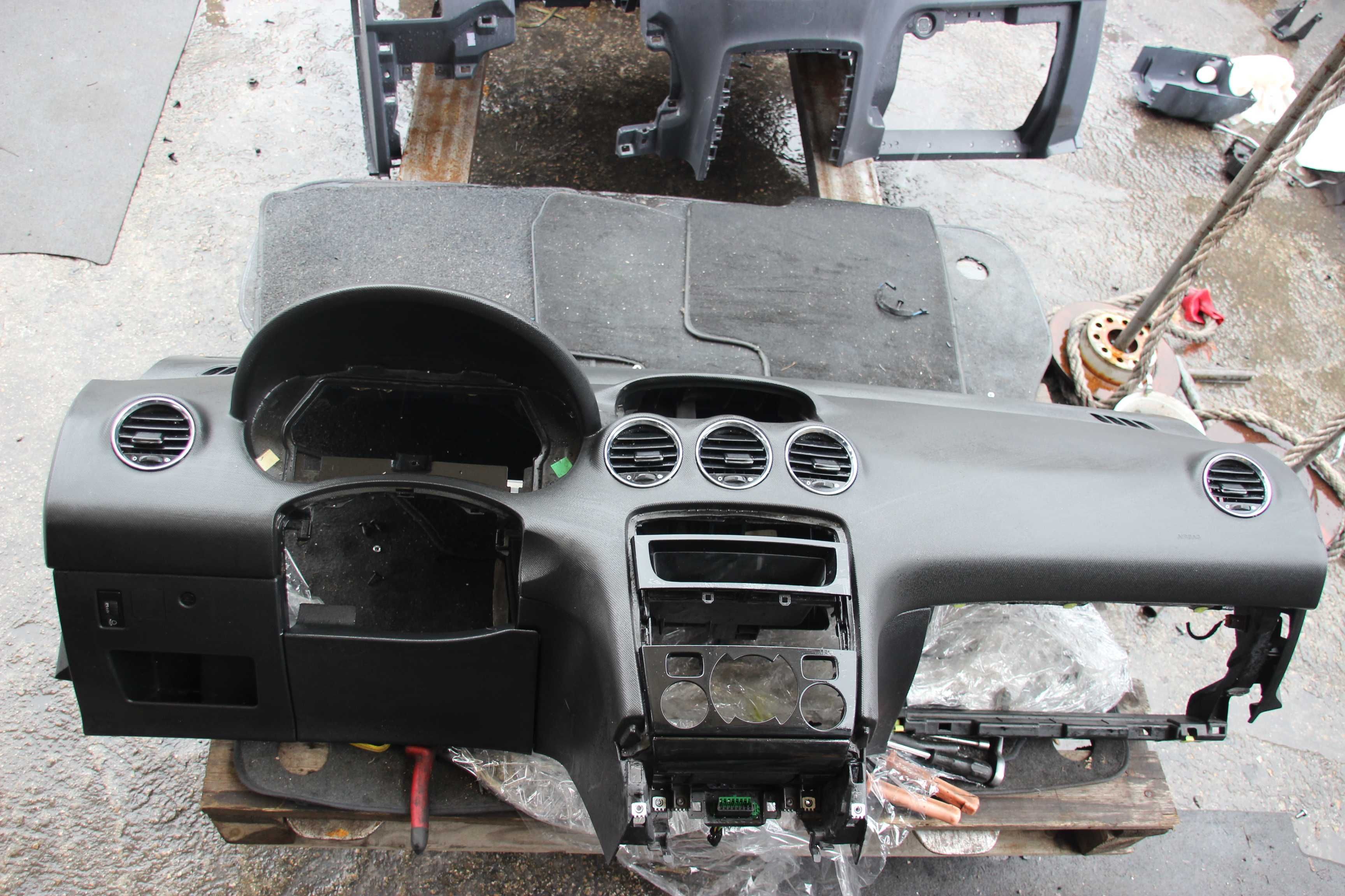 Табло за Пежо 308 - 2010 г. Peugeot 308