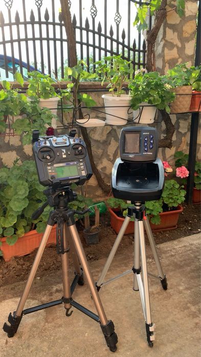 лодка за захранка Carp Madness XXL с GPS, автопилот и вграден сонар