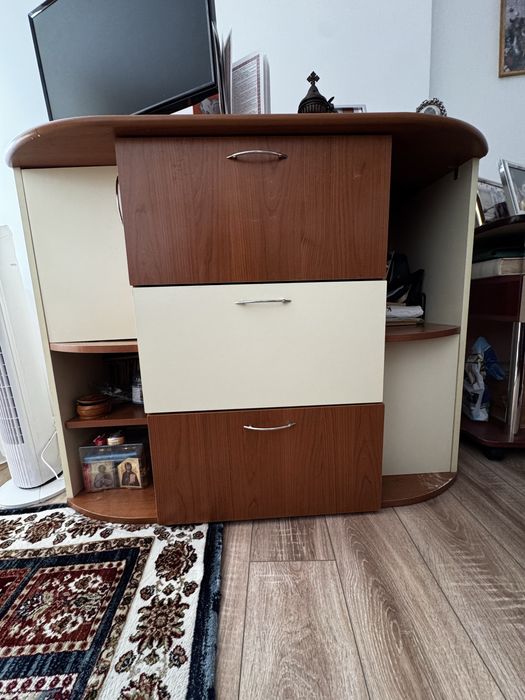 Mobila dormitor Super Calitate: Sifonier.Comoda.