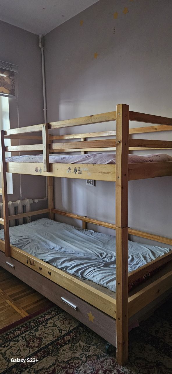 2 etajli detskiy divan