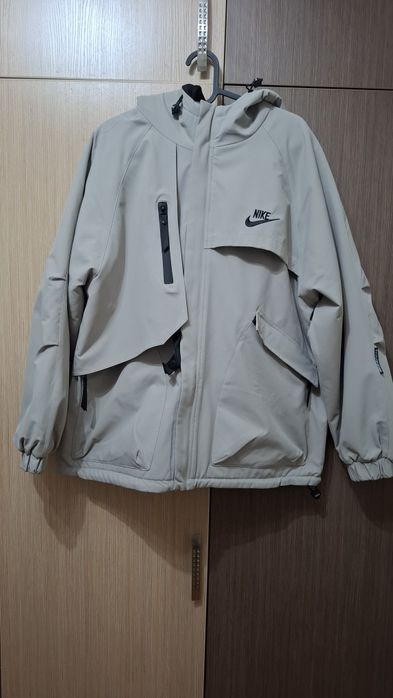 Куртка светло серая