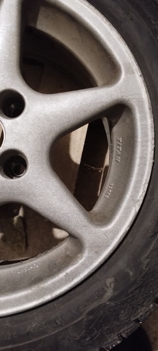 Зимни гуми с джанти