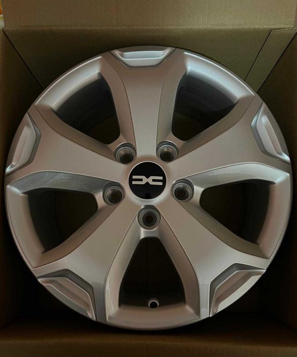 Vând un set de Jante Originale pe 16 Dacia Duster