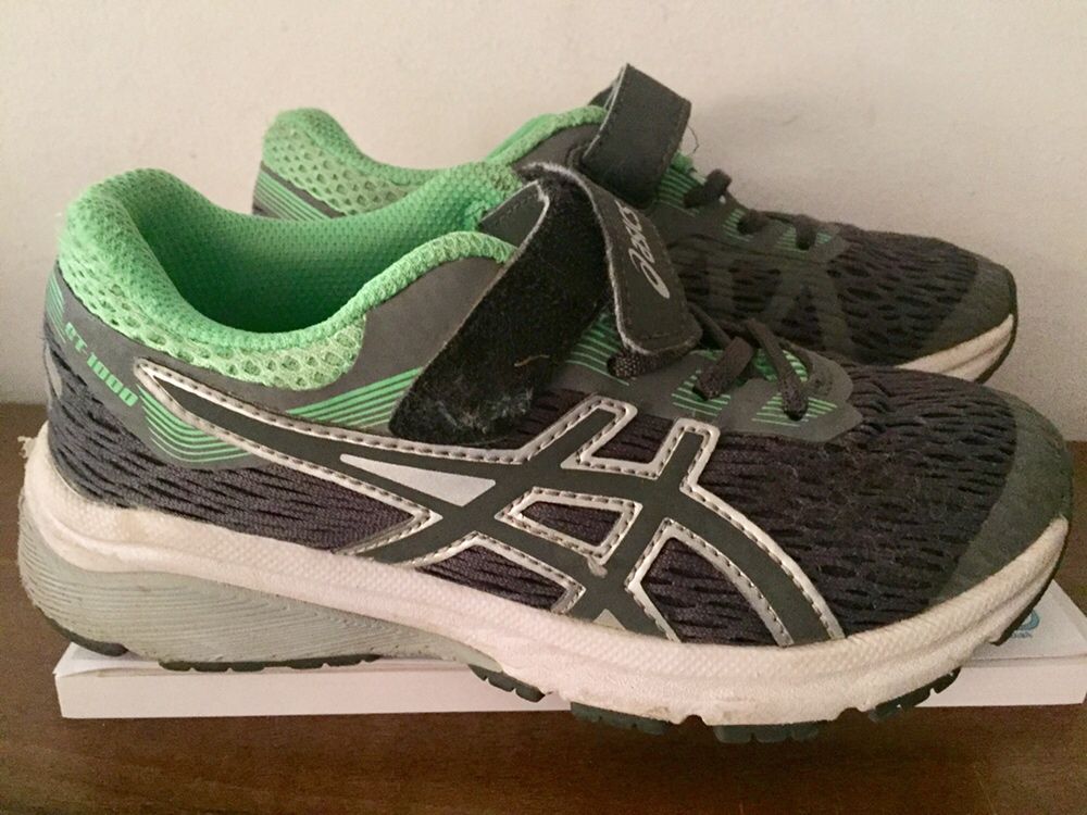 Adidasi ASICS și Adidasi GREYDER