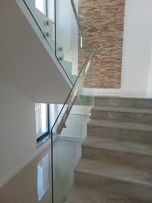 Balustrade din sticlă