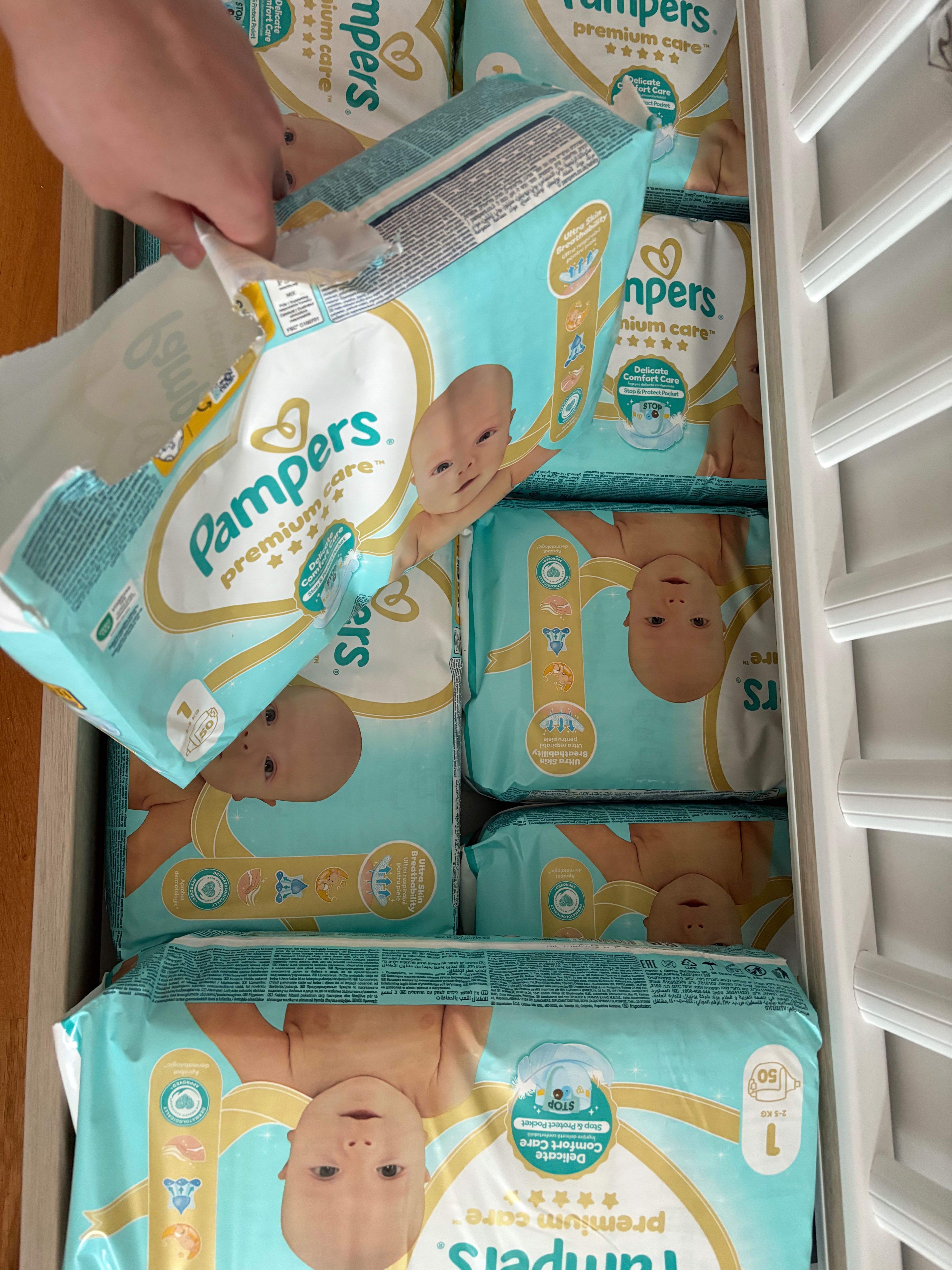 Pampers premium care номер 1