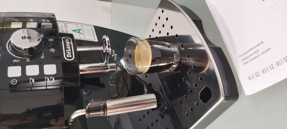 Expresor Aparat de cafea Delonghi magnifica S