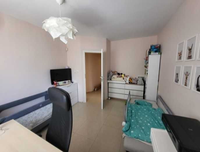 Дава се под наем Тристаен апартамент в София, Изток - 95 кв.м за 1125 € - Снимка #5