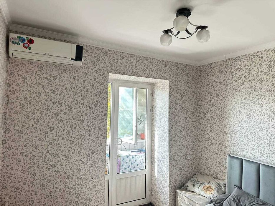 Гидрометцентр ул.Осие м.Минор 1-комн 4/4 42 м² кирпич ремонт