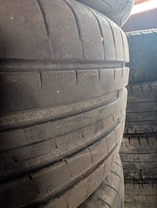 Anvelope Goodyear 235 45 19 vara DOT 2021