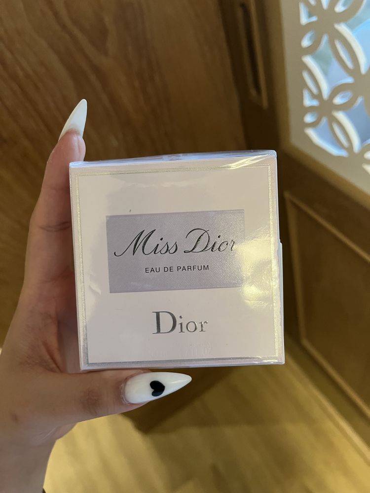 Духи Miss Dior eau de parfum