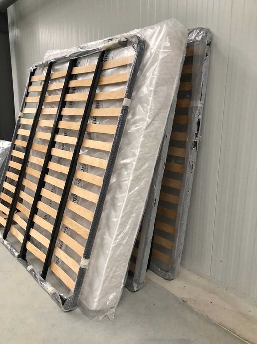 Италианска спалня, матрак 150х190 см и нощни масички