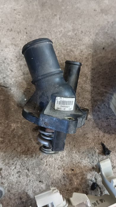 Хидравлична рейка mazda6