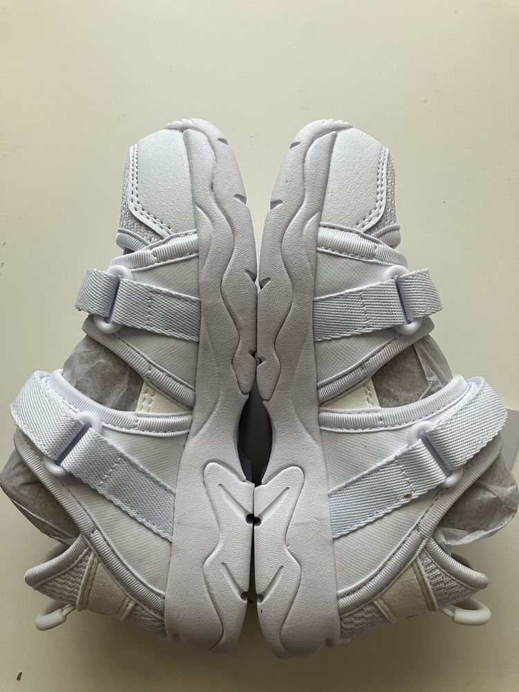FILA Сандали чисто нови с кутия 12.5 UK EU30