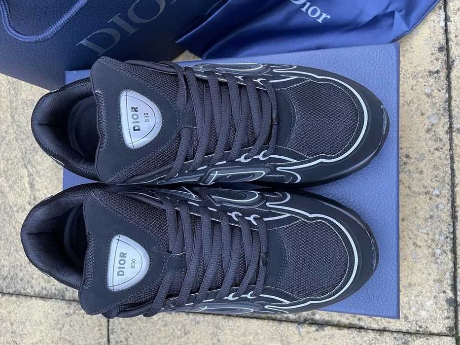 Christian Dior B30 Triple Black (reflective)