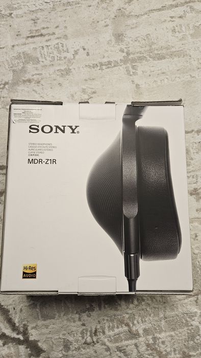 Наушники Sony MDR Z1R