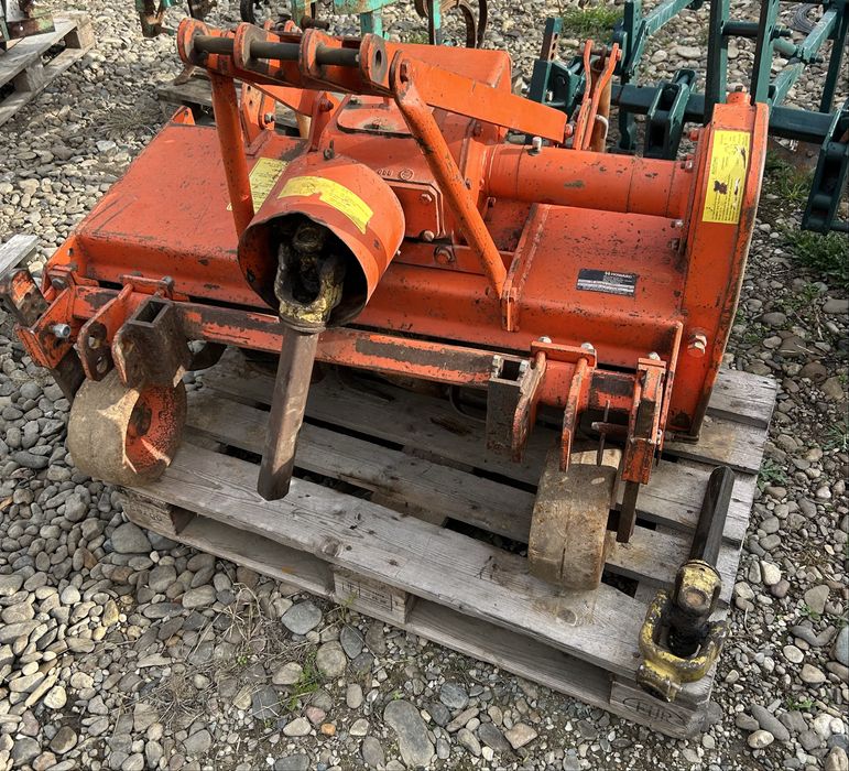 Freza de pamant vie livada arabil