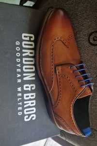 Мъжки обувки GORDON & BROS