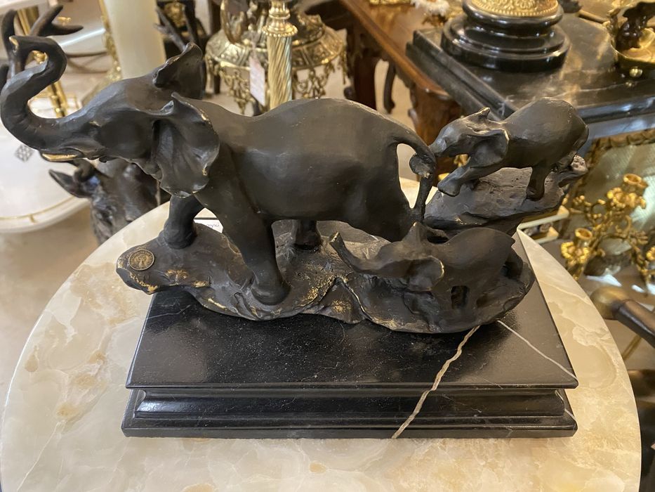 Statueta bronz masiv-