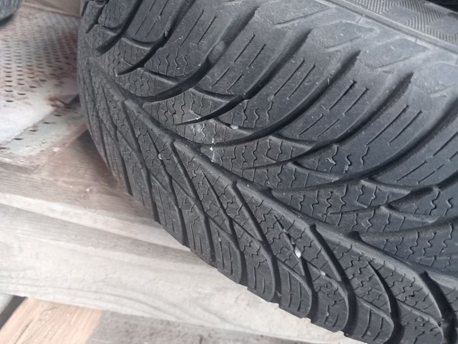 Set roti Skoda.polo.Vând rezerve auto wG,renault.dacia loG.