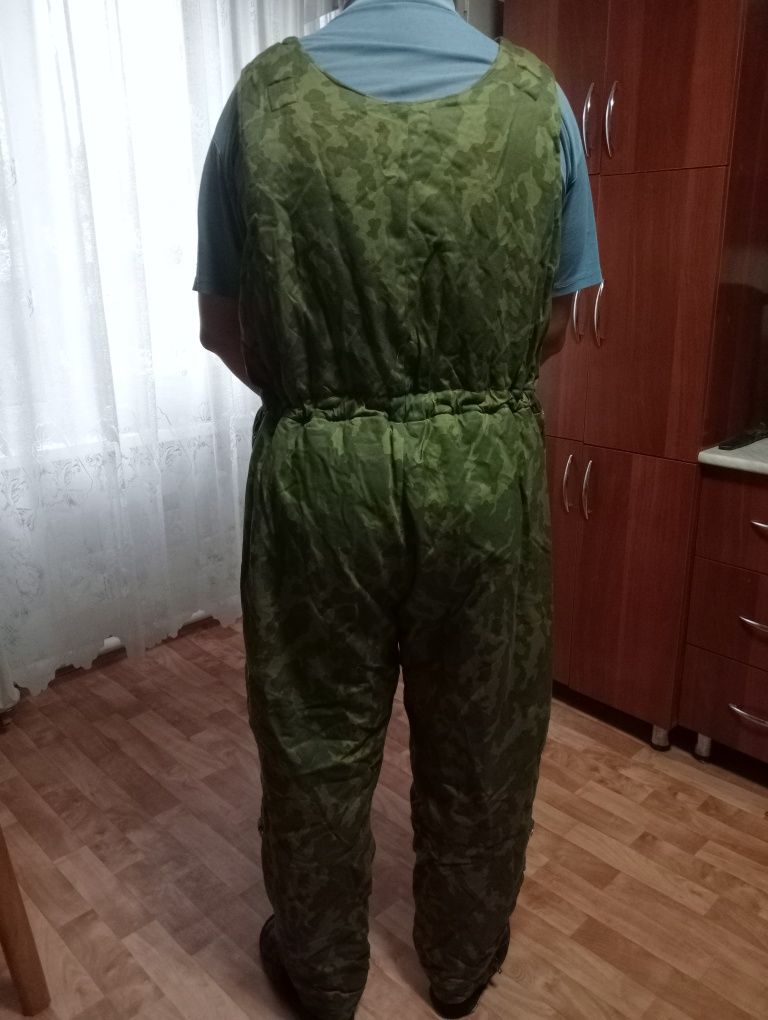 Зимние бушлат и комбез в комплекте.
