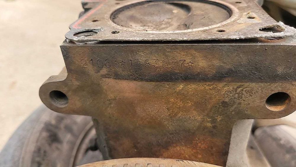 двигатель ВАЗ 21083