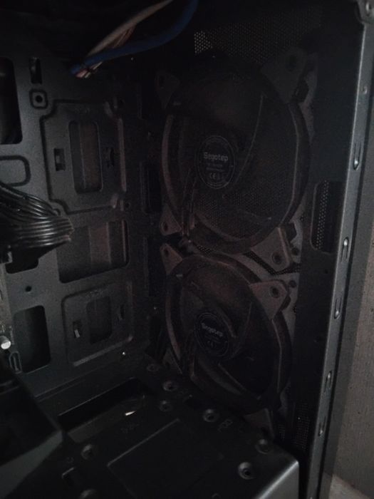 Calculator/PC/Unitate de Gaming