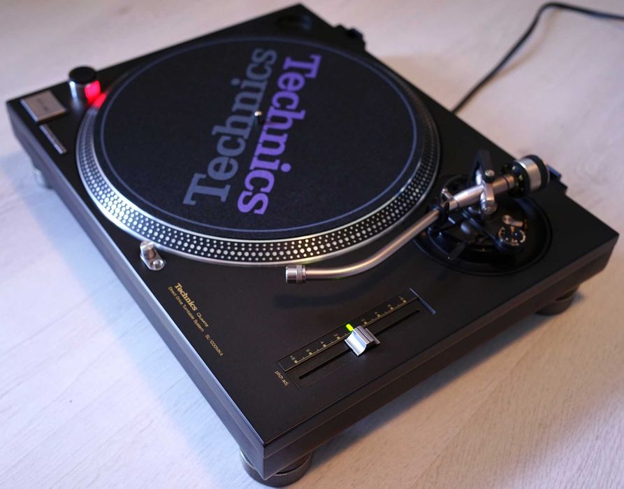 Technics SL 1200 MK4 pick-up (nu 1210 mk2)