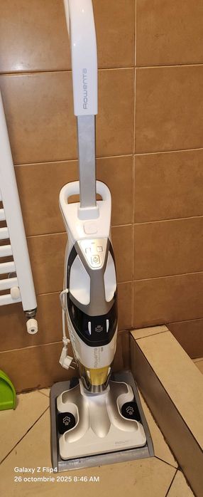 Vand aspirator cu spalare abur fierbinte