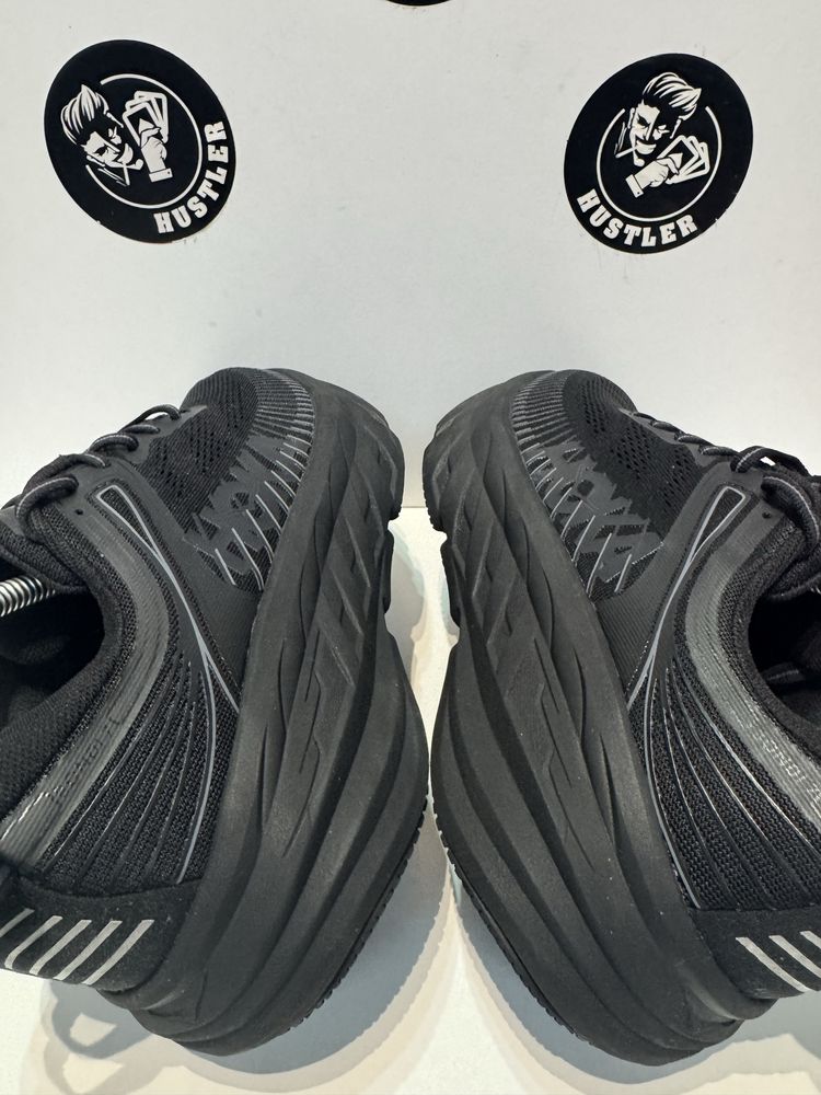 Маратонки HOKA BONDI 7 .Номер 40