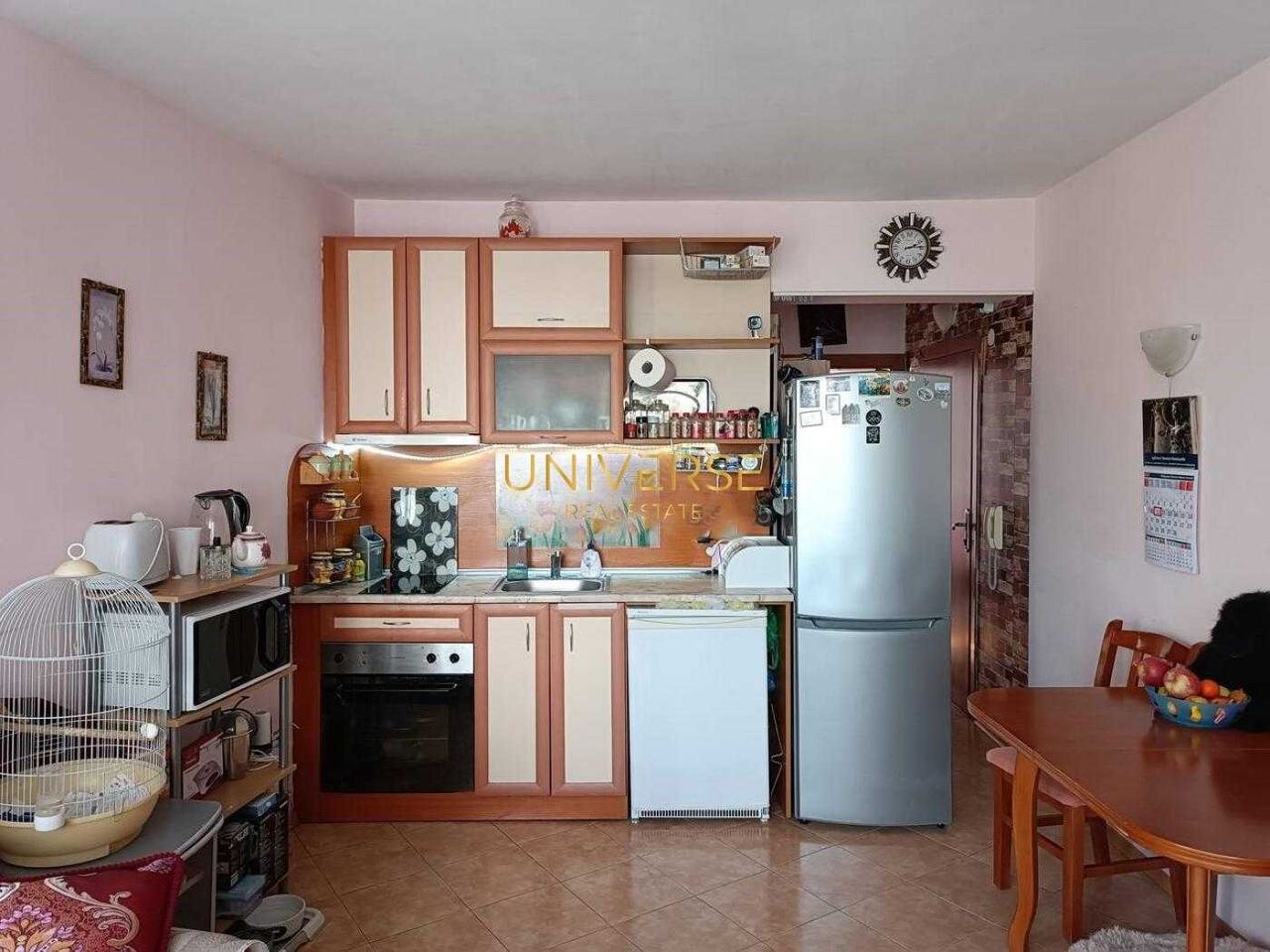 Продава се Двустаен апартамент в к.к. Слънчев бряг - 60 кв.м за 1050 €/кв.м - Снимка #2