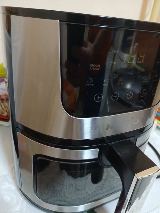Air Fryer Novio.