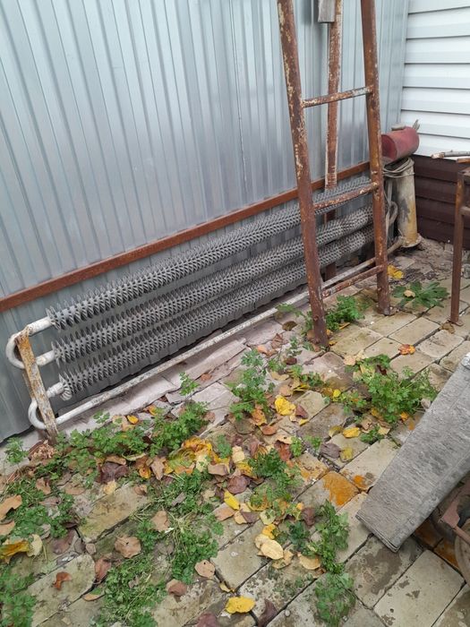 Продам три нагревателя.работают на электричесве 15000т