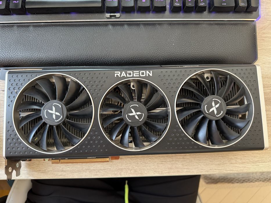XFX RX 6800XT Merc 319