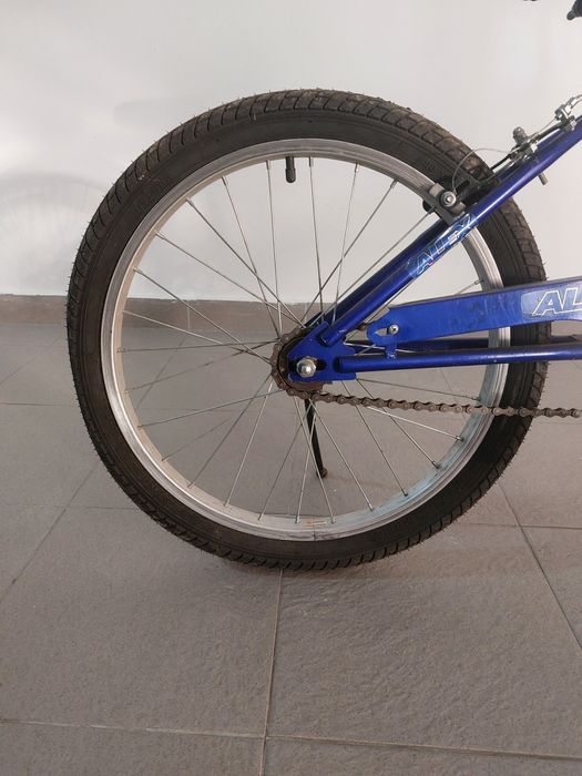 Vând bicicletă copii