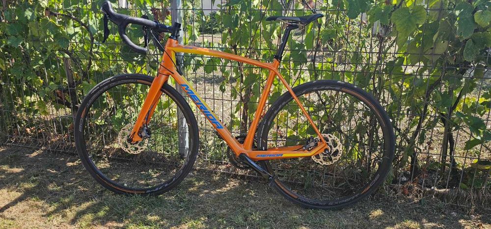 Bicileta de sosea  Merida Ride carbon disc  shimano 105  / ultegra